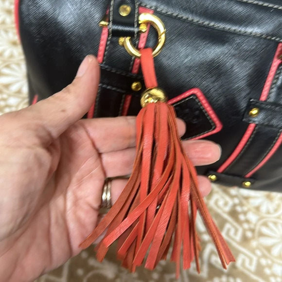 Claudia G Leather Satchel/ Crossbody Bag Made in Colombia Excellent Condition - Picture 4 of 14